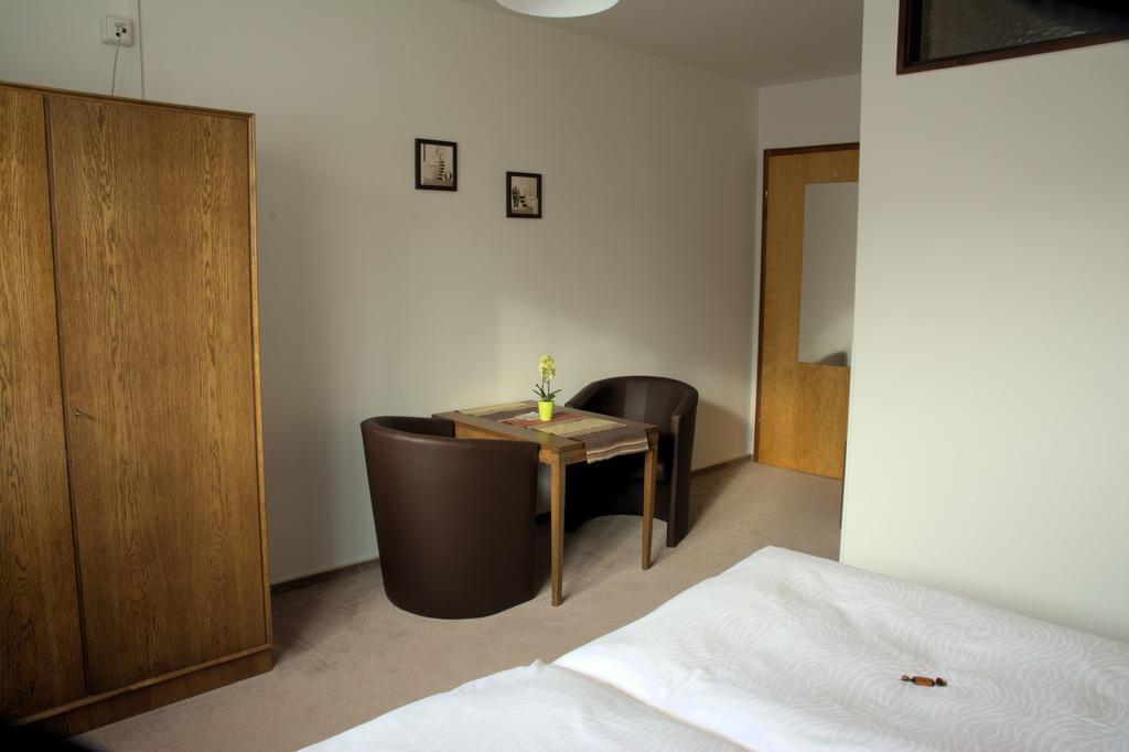 Gasthaus Finken Oppenau Buitenkant foto