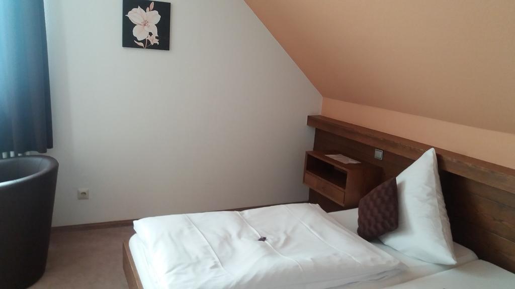 Gasthaus Finken Oppenau Buitenkant foto