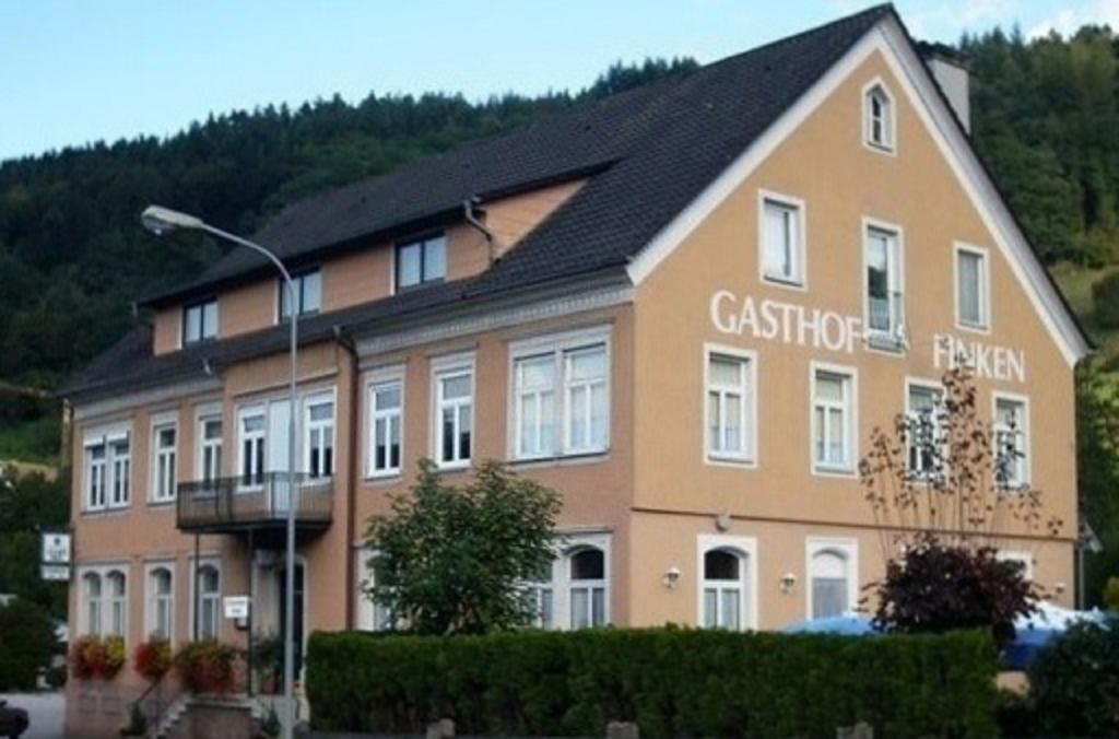 Gasthaus Finken Oppenau Buitenkant foto