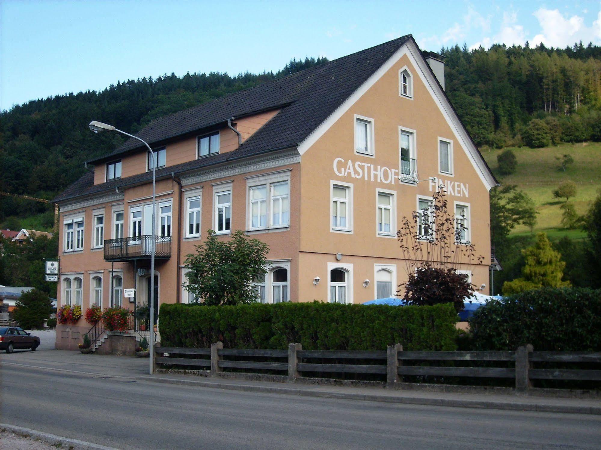 Gasthaus Finken Oppenau Buitenkant foto